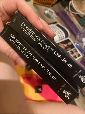 Younique Moodstruck Esteem Lash Serum - Black Packaging